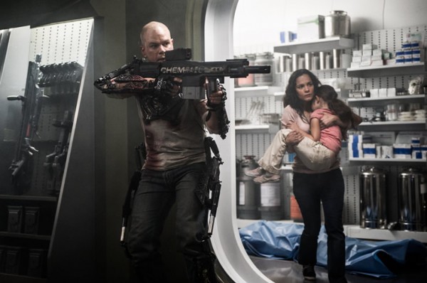 elysium-matt-damon-alice-braga-600x398