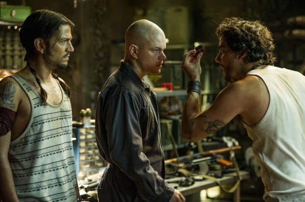 elysium-matt-damon-wagner-moura-diego-luna-600x398