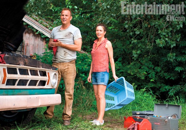 man-of-steel-kevin-costner-diane-lane2-600x421