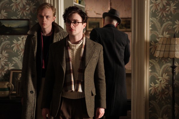 Dane-DeHaan-and-Daniel-Radcliffe-in-Kill-Your-Darlings-600x400