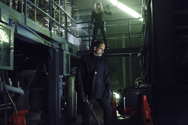 Arrow S02E05 promo pic 2