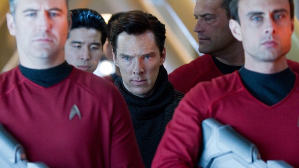 star-trek-into-darkness-benedict-cumberbatch-1-600x337