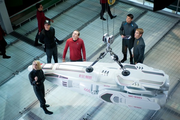 star-trek-into-darkness-eve-pegg-urban-pine-600x399