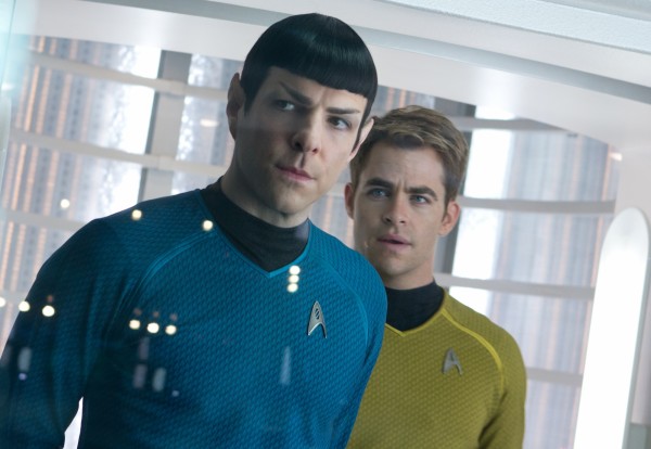 star-trek-into-darkness-zachary-quinto-chris-pine1-600x414