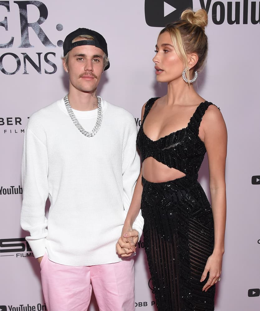 Justin Bieber and his wife attended the Youtube Originals premier about him.